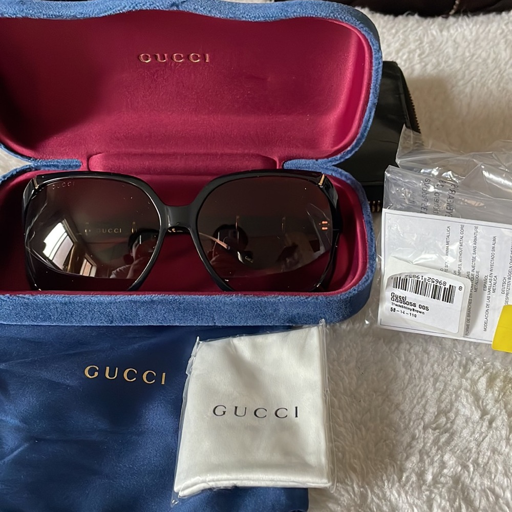 Authentic Gucci Oversize Gradient Sunglasses 🤗